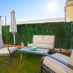 Genteel Arfe Terrace Apartment