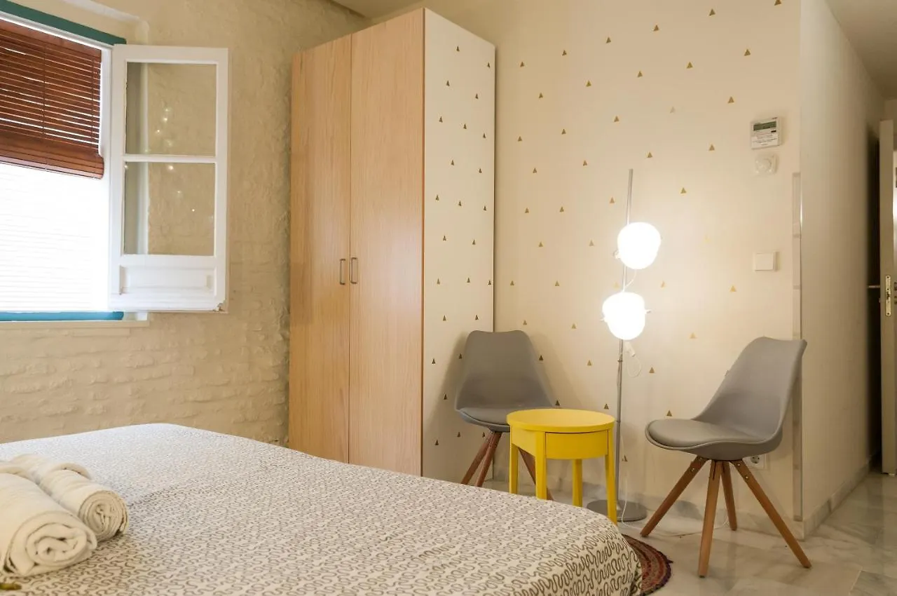 The Nomad Hostel&Pension Siviglia 0*,