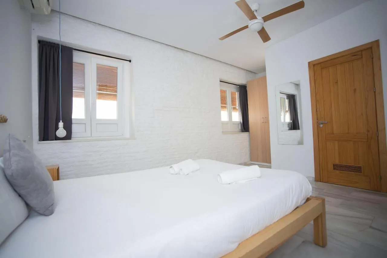 The Nomad Hostel&Pension Siviglia Ostello