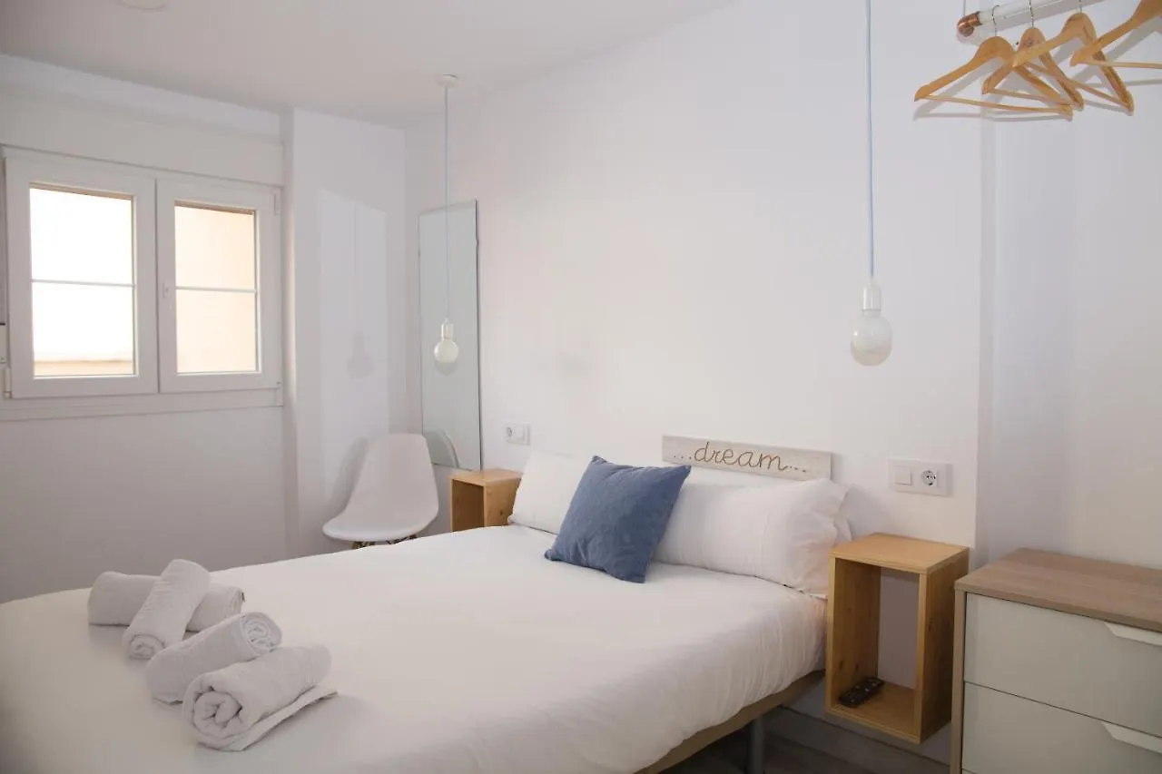 Luxury Apartment 2-Bedrooms Sevilla Hostel