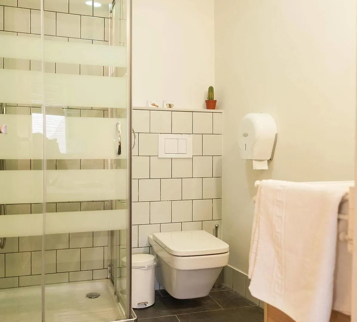 Luxury Apartment 2-Bedrooms Sevilla 0*,