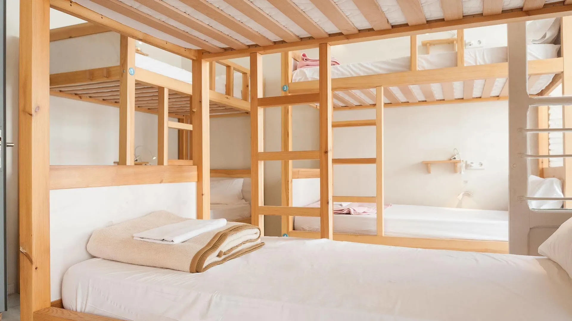The Nomad Hostel&Pension Siviglia 0*,